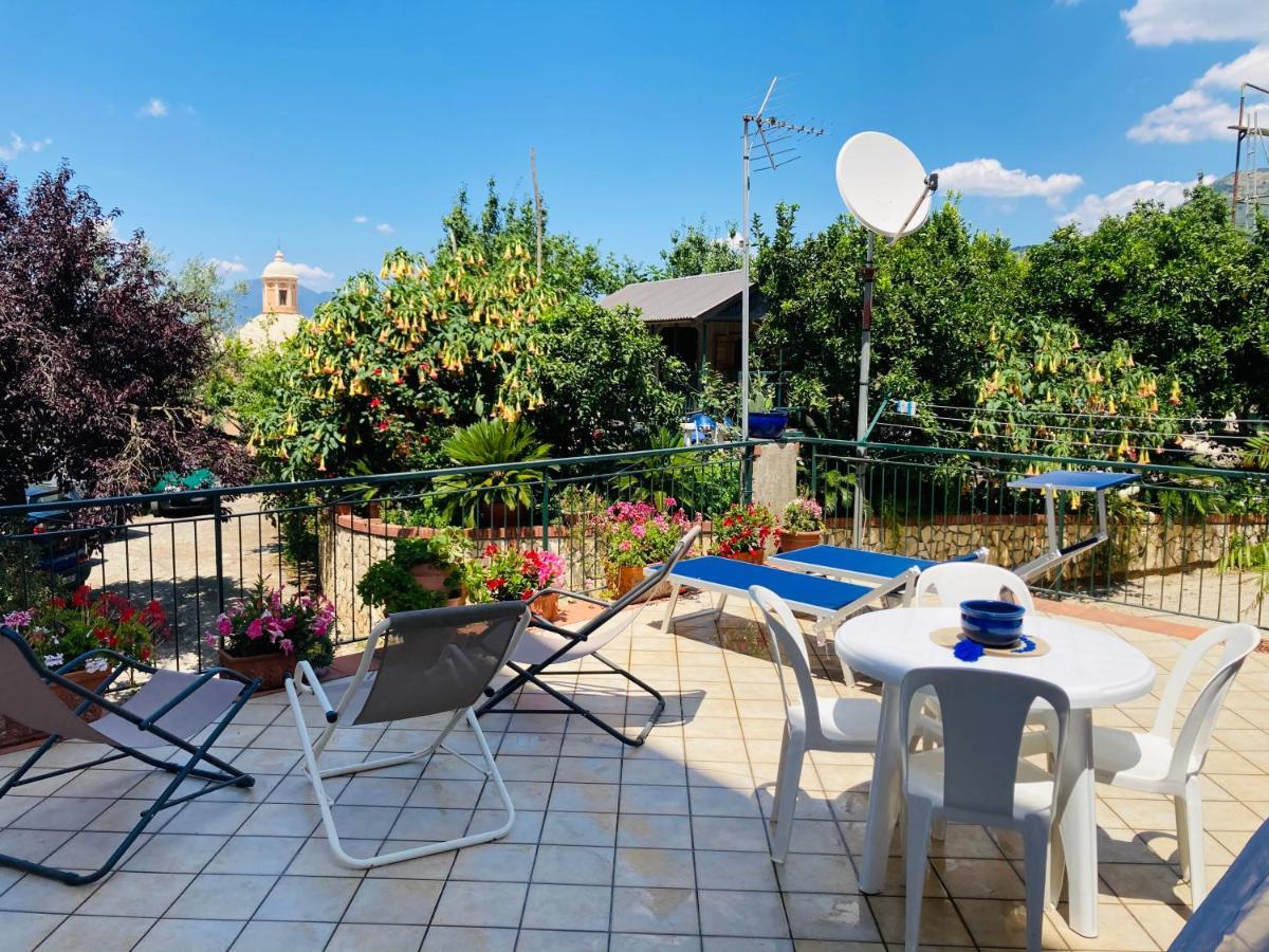 Апартаменти La Terrazza Віко-Екуенсе Екстер'єр фото